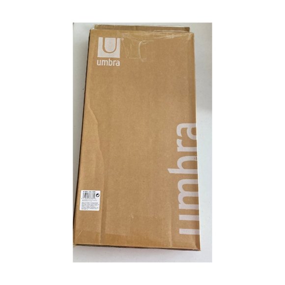 Umbra Trigem Jewelry Stand GOLD tier with WHITE base - Picture 6 of 8